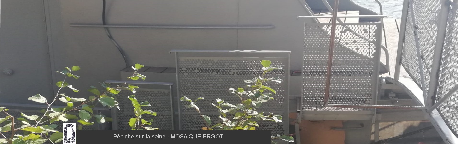 Peniche sur la seine MOSAIQUE ERGOT 2